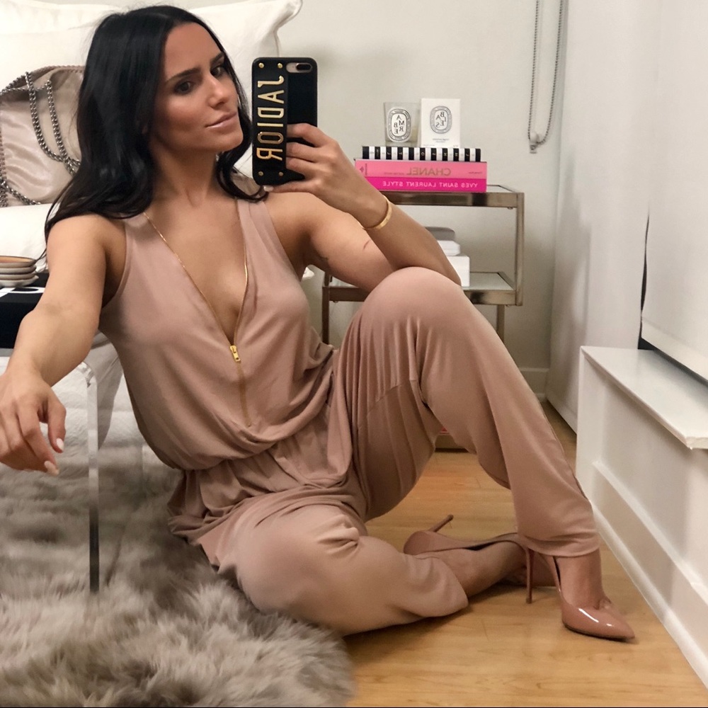 Last 👆🏼 • JESSI “Blush” Zipper Front Jumpsuit - Picture 8 of 8